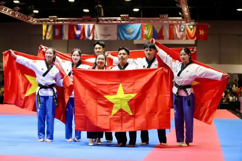 Việt Nam giành 4 HCV ngày đầu ra quân SEA GAMES 33
